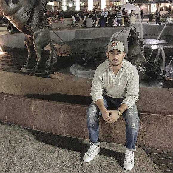 Meet your Posher, Blake - Picture 1 of 1